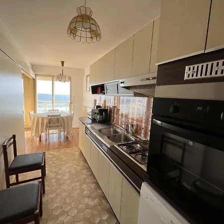 Apartment 2 Chambres, Centre Les Sables-d'olonne, Balcon, Wifi *